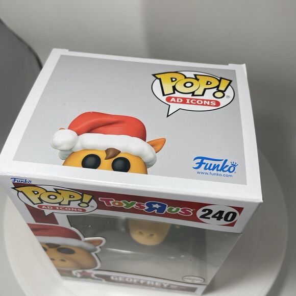 Lot of 2 Funko Pop Vinyl Toys R US Geoffrey Christmas Tree Macy's Exclusive 240 - Picture 7 of 7